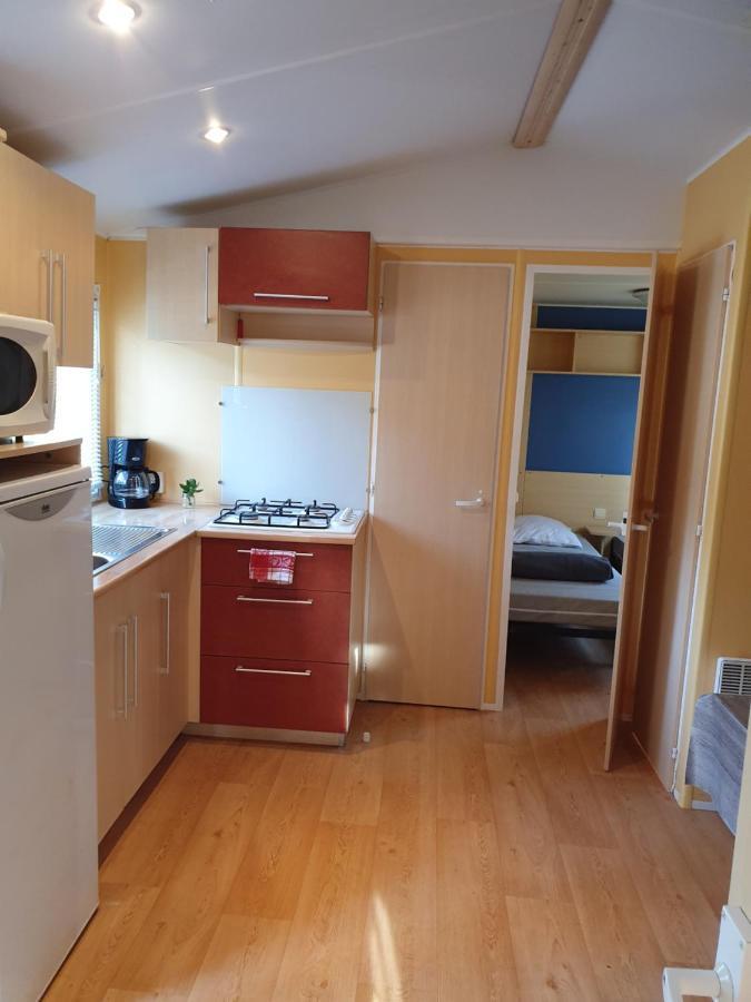 Mobile-Home Saint-Cheron ภายนอก รูปภาพ